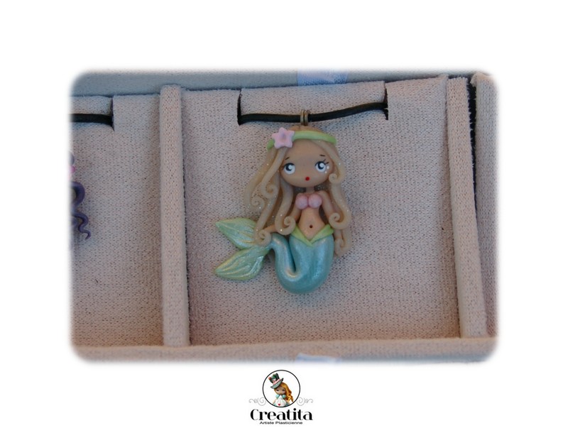 COLLIER FIGURINE CREATITA