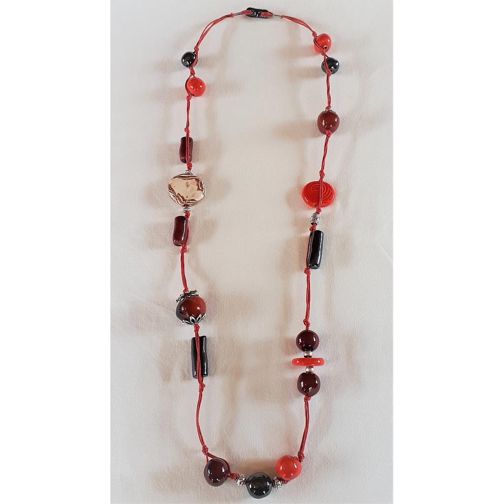 Collier sautoir long rouge